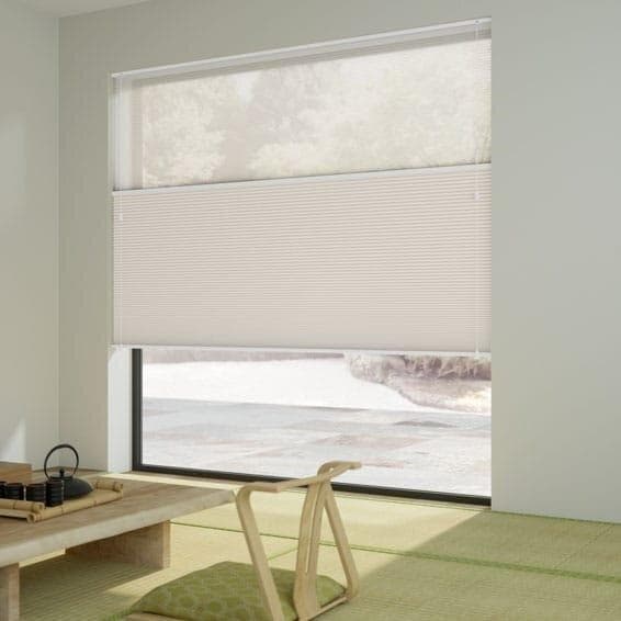 未使用　ハニカムシェード シアーアイボリー 130×210