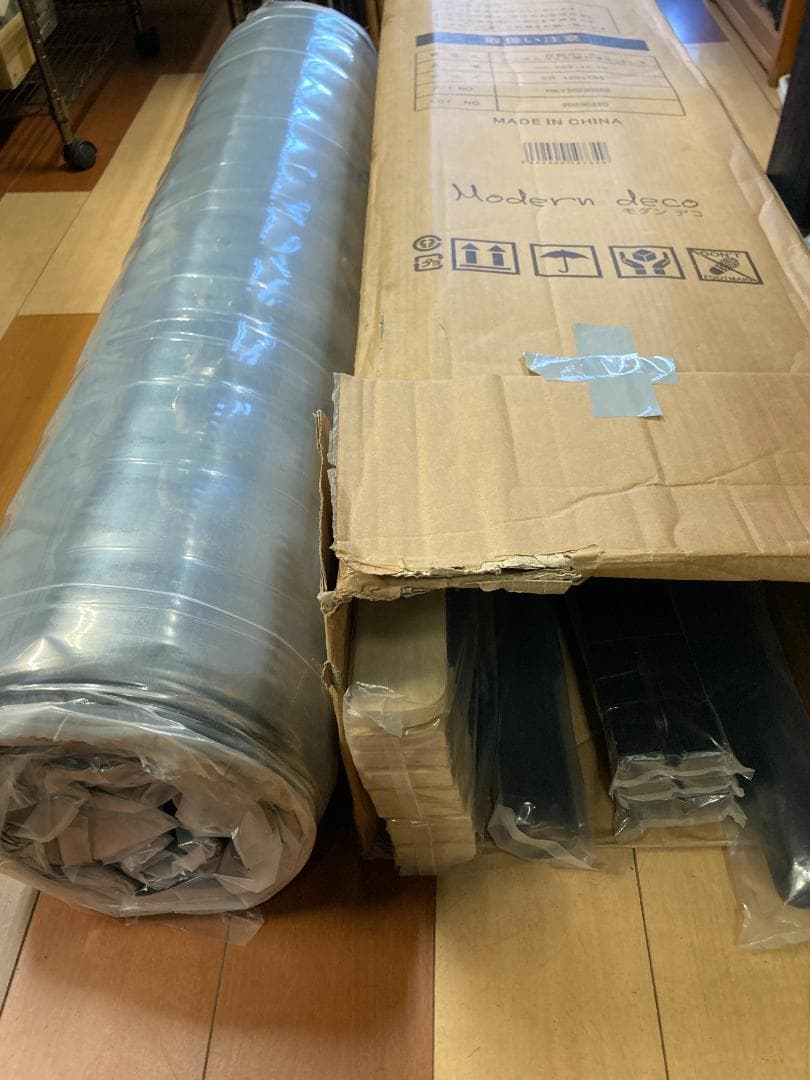 モダンデコ 脚付きマットレス ベッド ボンネルコイル /ブラック セミダブル