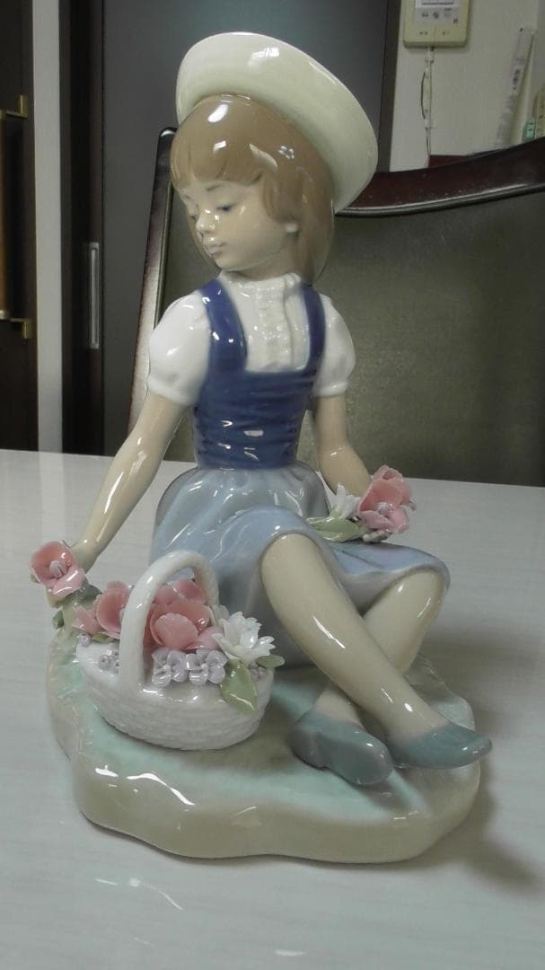 LLADRO　リヤドロ【花摘み】５　陶器　置物　インテリア　リアドロ 　L521