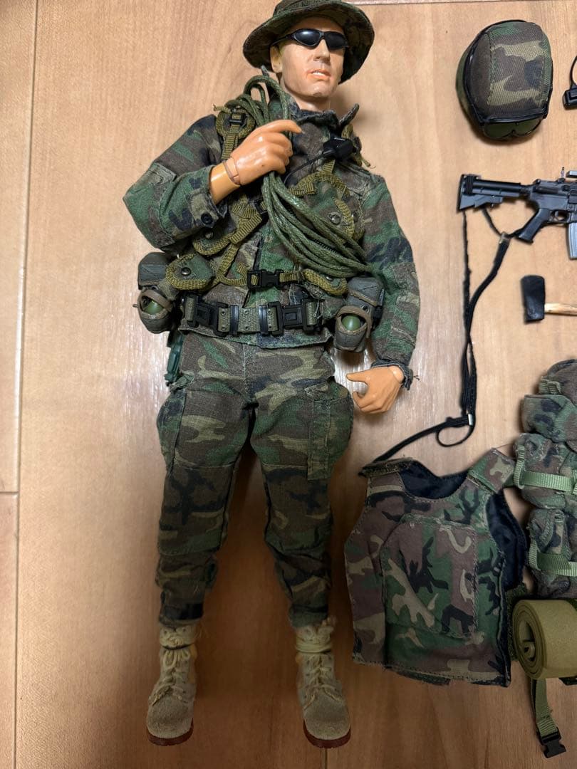 1/6 12インチフィギュア　ミリタリー