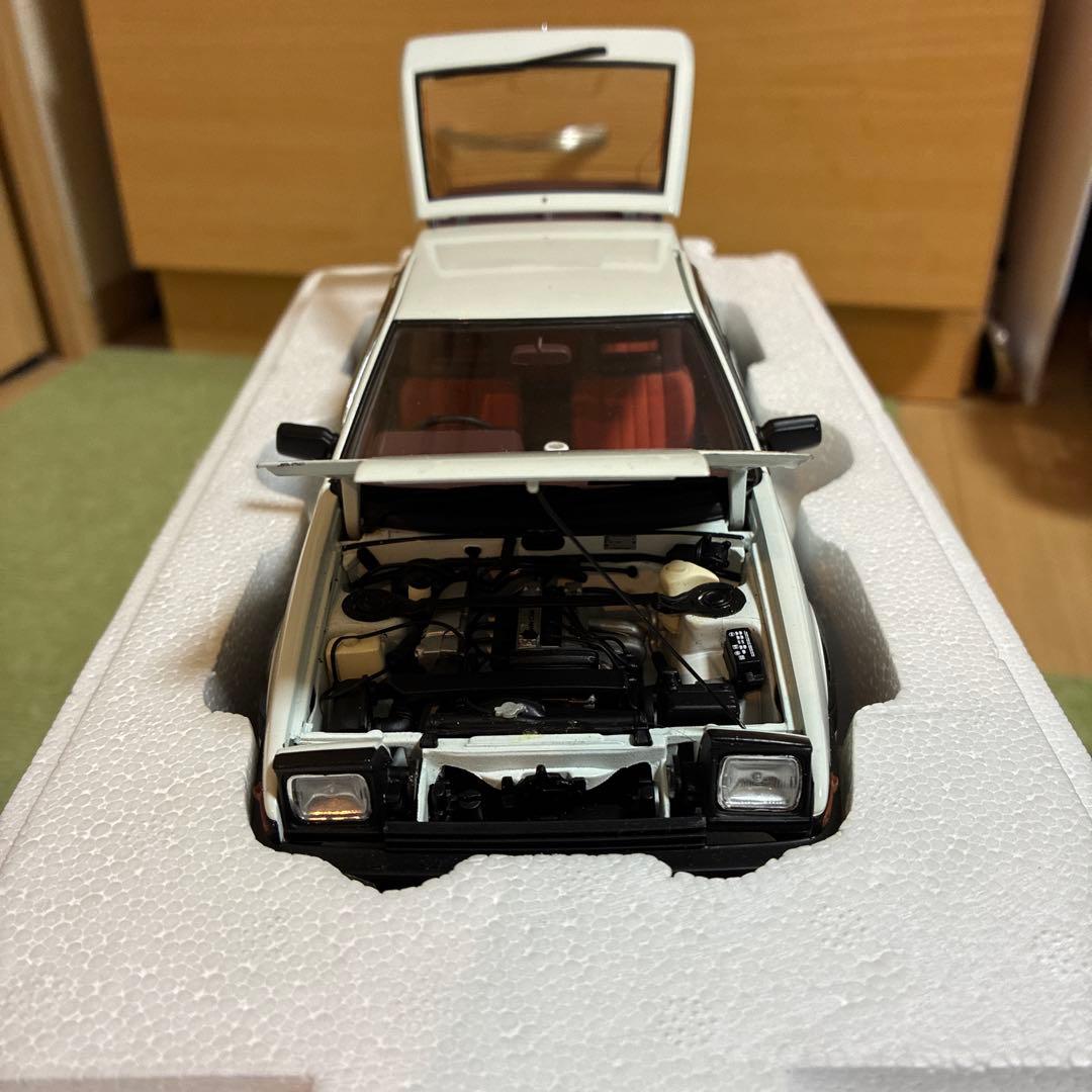 オートアート　1/18 頭文字D トヨタ　スプリンタートレノ