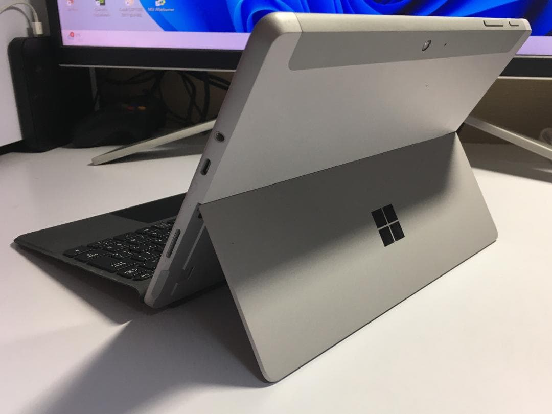 Windowsノート本体 Microsoft Surface GO 1824 Windows11