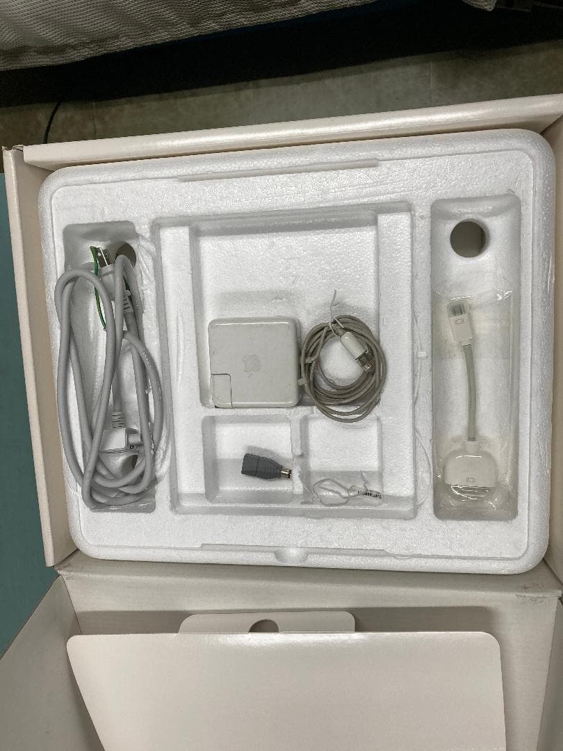 MacBook本体 Apple iBook G4