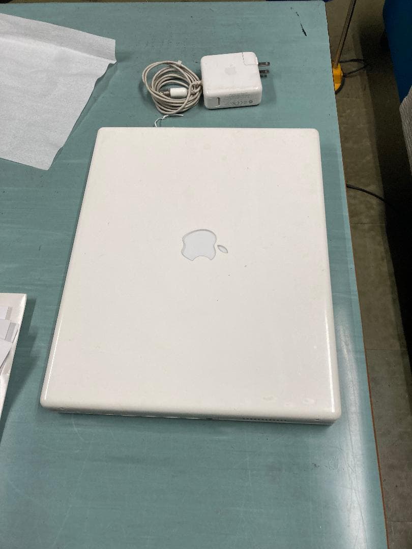 MacBook本体 Apple iBook G4