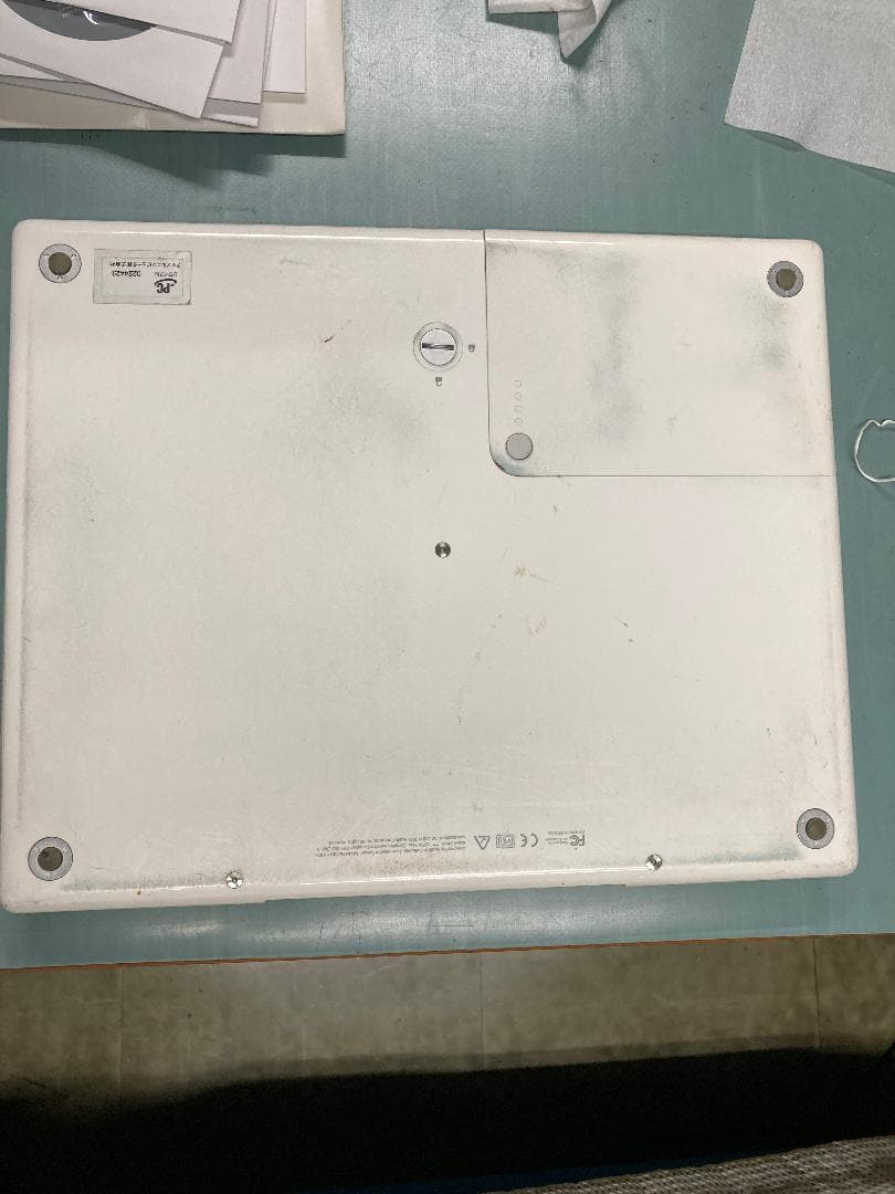 MacBook本体 Apple iBook G4