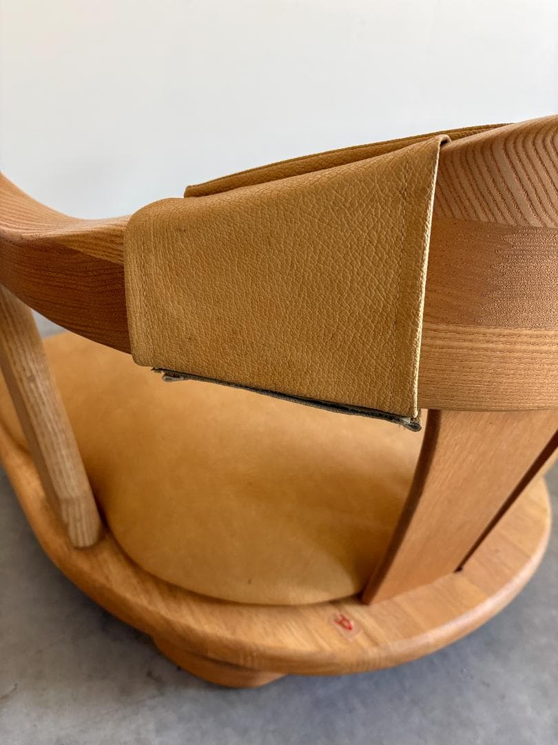 日本製 無垢材 回転座椅子【Ａ】