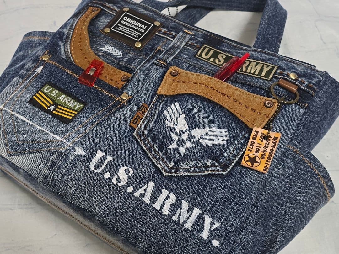 デニムリメイクトートバッグ 大きめ 上部ファスナー ＆サコッシュ 本革使用