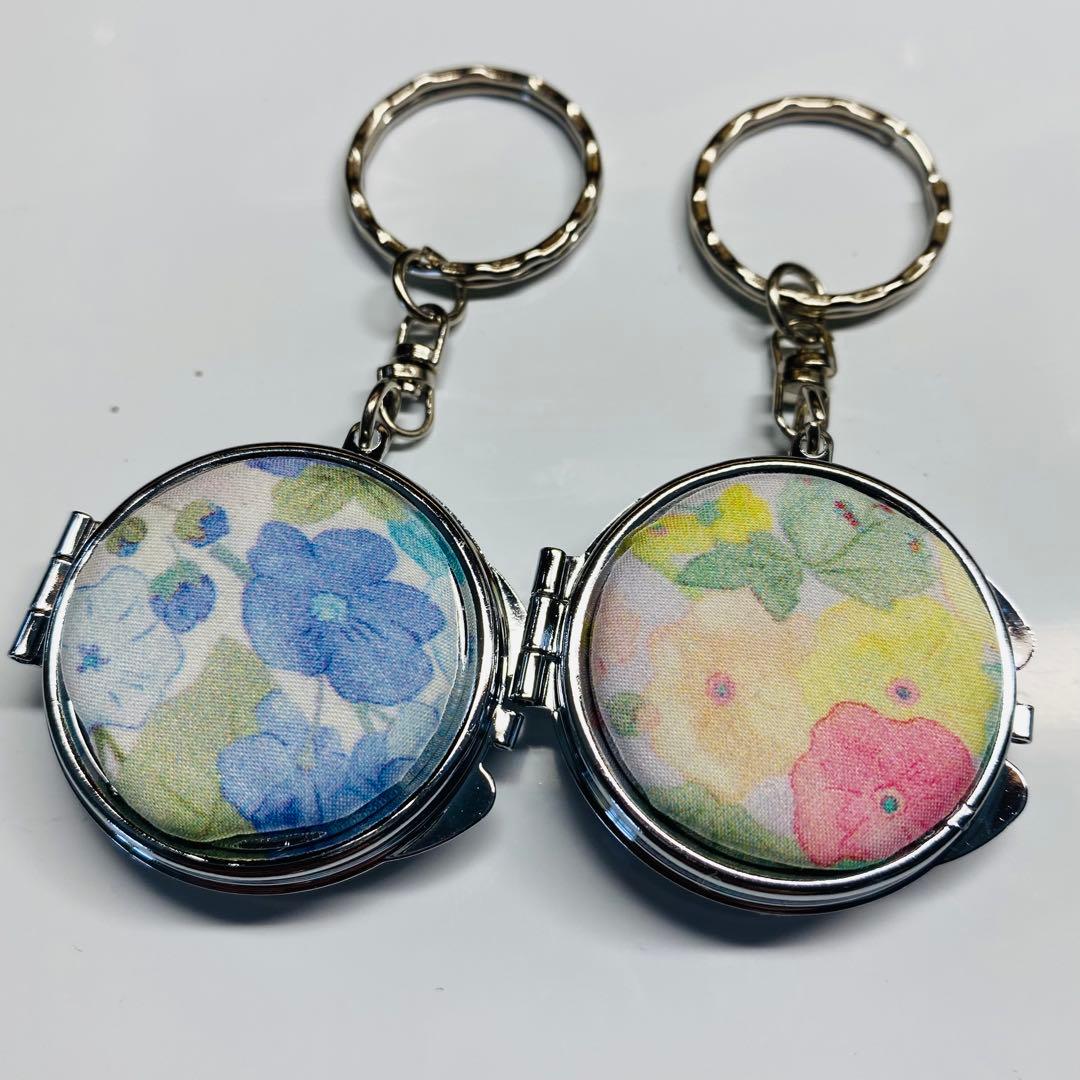リバティ ハンドメイド ミラーキーホルダー2個1