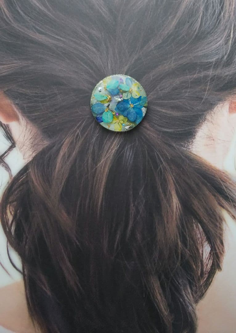 押し花MIX 万華鏡 ライトブルーラウンドレジンヘアゴム