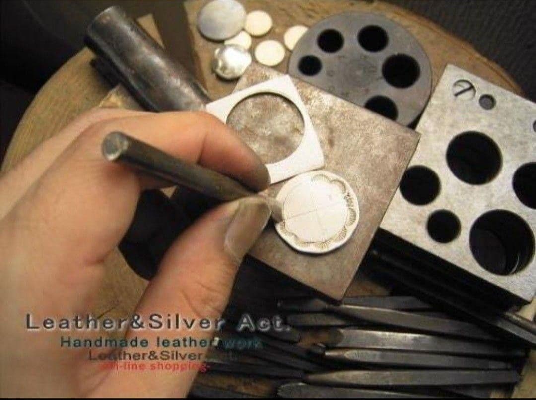 ハンドメイド　イーグル　シルバーコンチョ ヘアゴム、アクセサリーバーツに　925