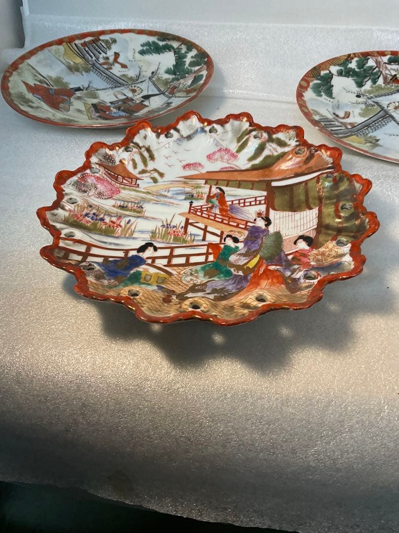 レトロ アンティーク３枚 hand painted オールドノリタケ ？ 富士松