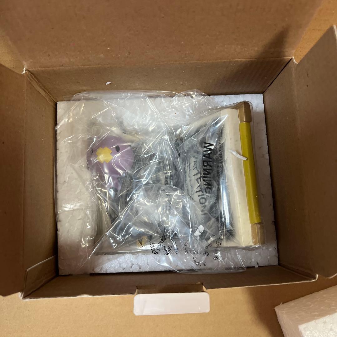 海外 ポケモンセンター ポケモン 陶器製 フワンテ　フィギュア