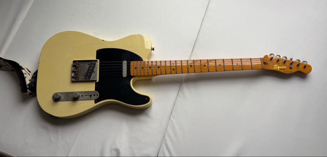 Squier Telecaster アイボリー/ブラック ギター　ジャンク品