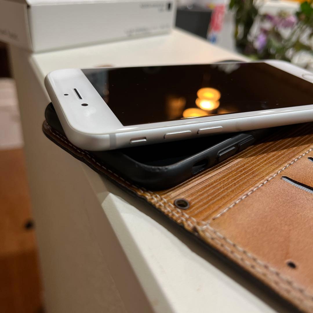 ⭐︎美品）Apple iPhone8 256GB人気のホワイト 本体