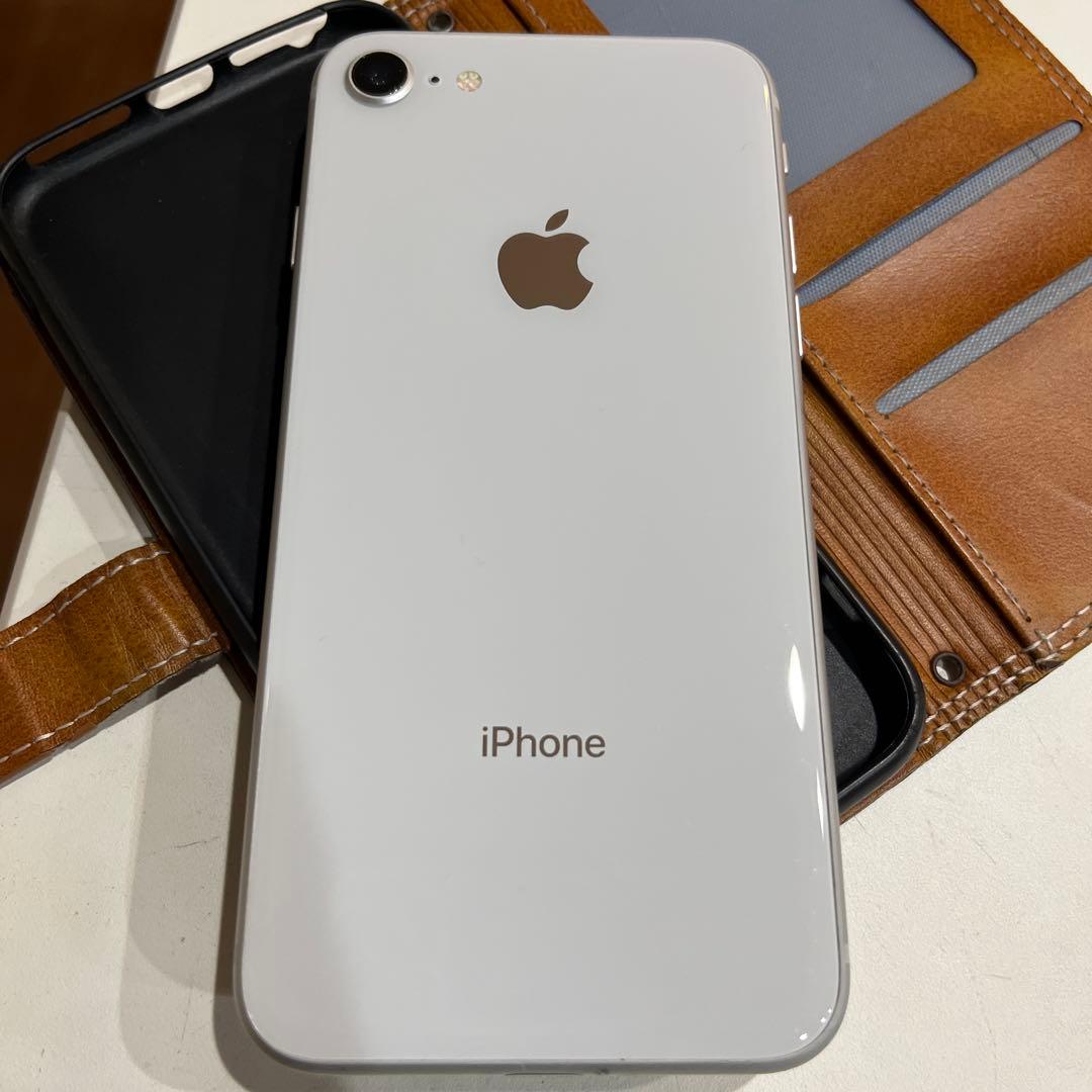 ⭐︎美品）Apple iPhone8 256GB人気のホワイト 本体