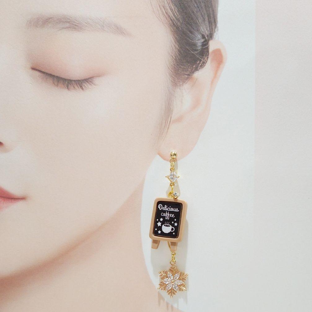 再販♡ジルコニア雪の結晶と猫ホイップクリーム冬のカフェコーヒーシャンデリアピアス