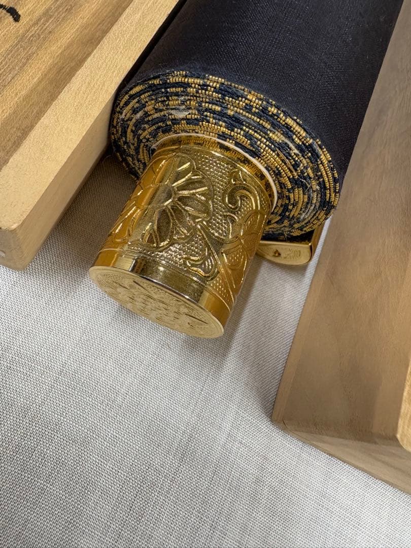 「雲中供養三尊菩薩」　掛け軸 掛軸　菩薩　共箱あり