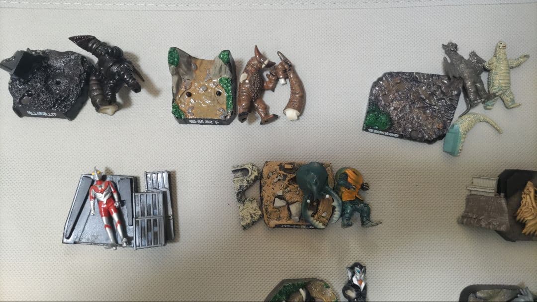 ウルトラ怪獣名鑑10体セット