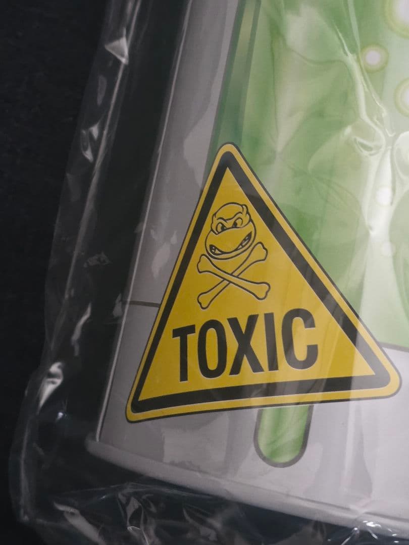 TMNT 水筒 飲料容器　ミュータントタートルズ