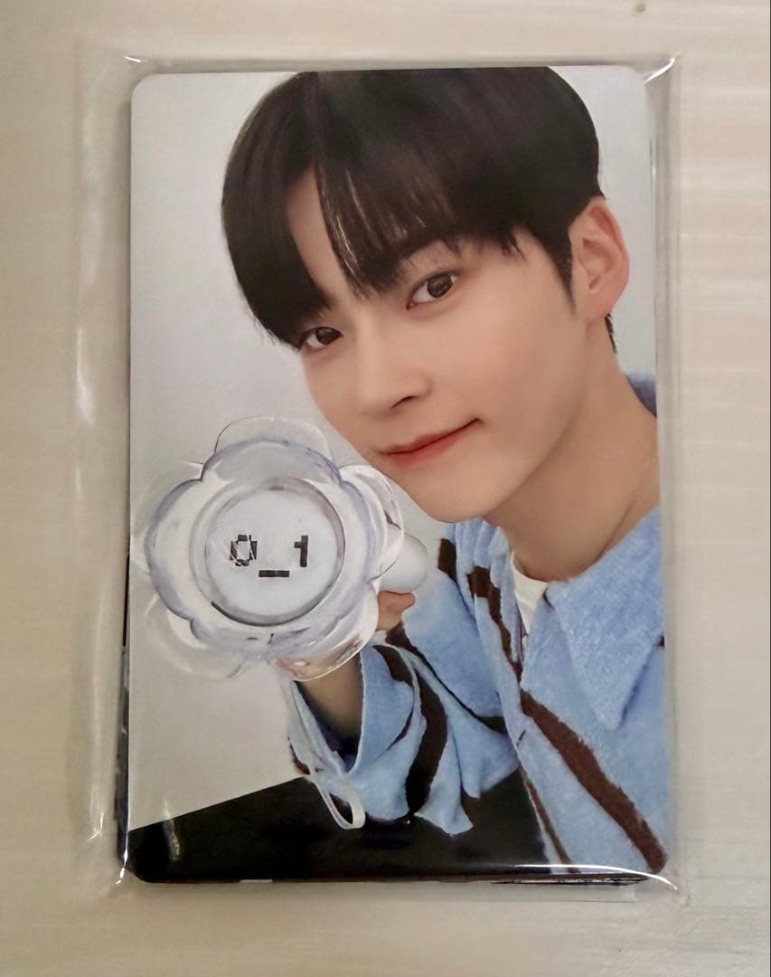 【新品未開封】ZB1 ゼベワン ペンライト トレカ付き