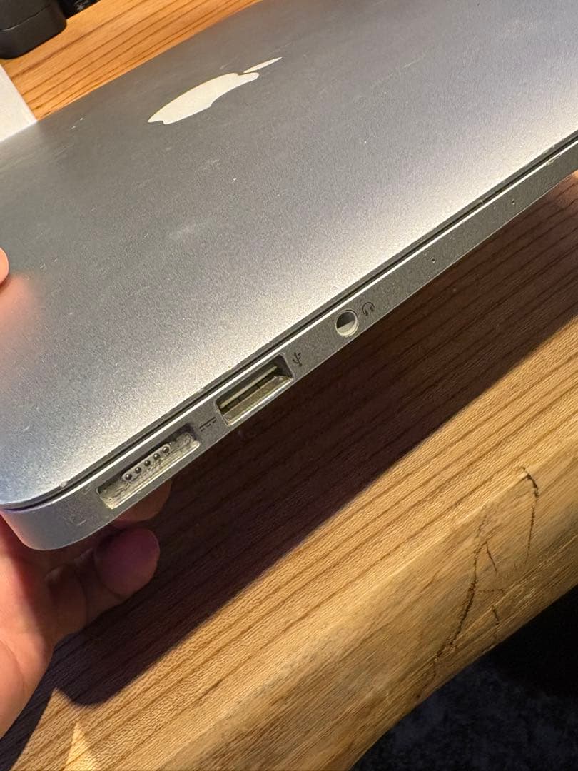 MacBook Air (13-inch, 2017) 本体　128GB