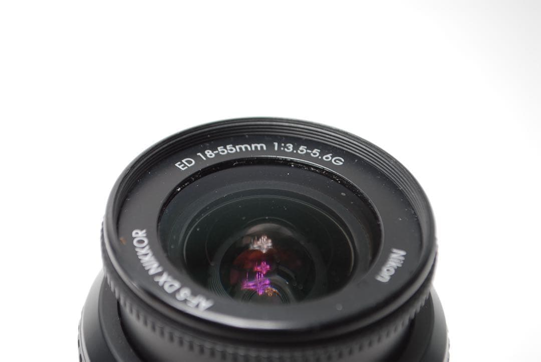 ⭐︎Nikon D3000⭐︎操作性抜群 美品 軽量で持ち運びがラク コンパクト