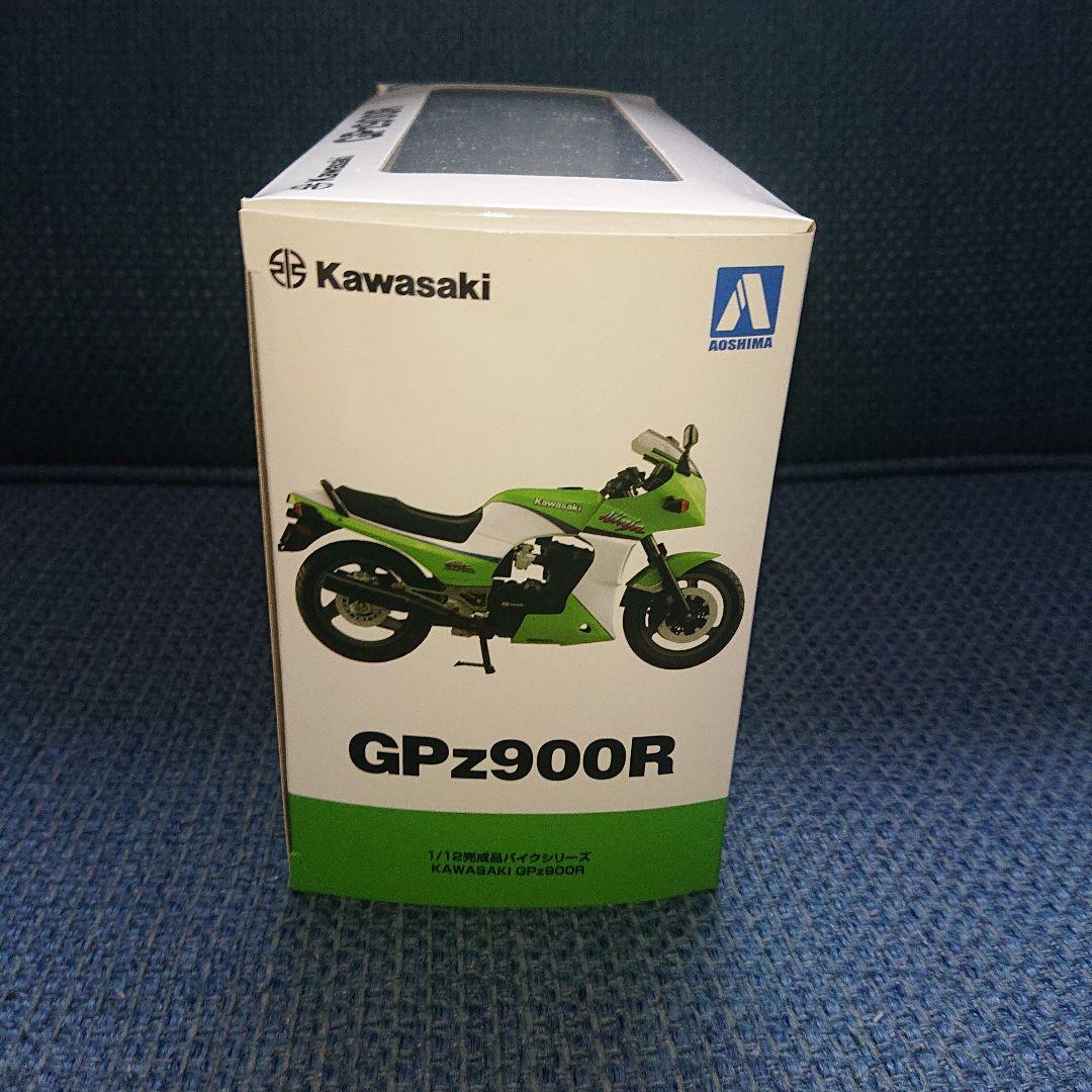 Kawasaki GPz900R 1/12スケールダイキャストバイク　黒/金