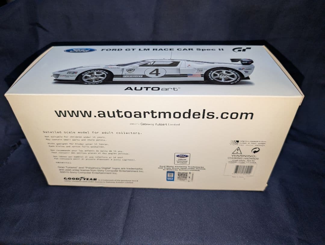 オートアート1/18　フォード GT LM RACE CARSpecⅡ