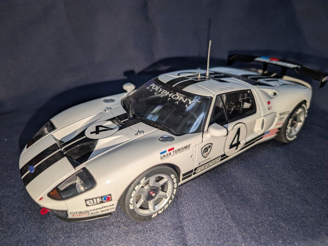 オートアート1/18　フォード GT LM RACE CARSpecⅡ