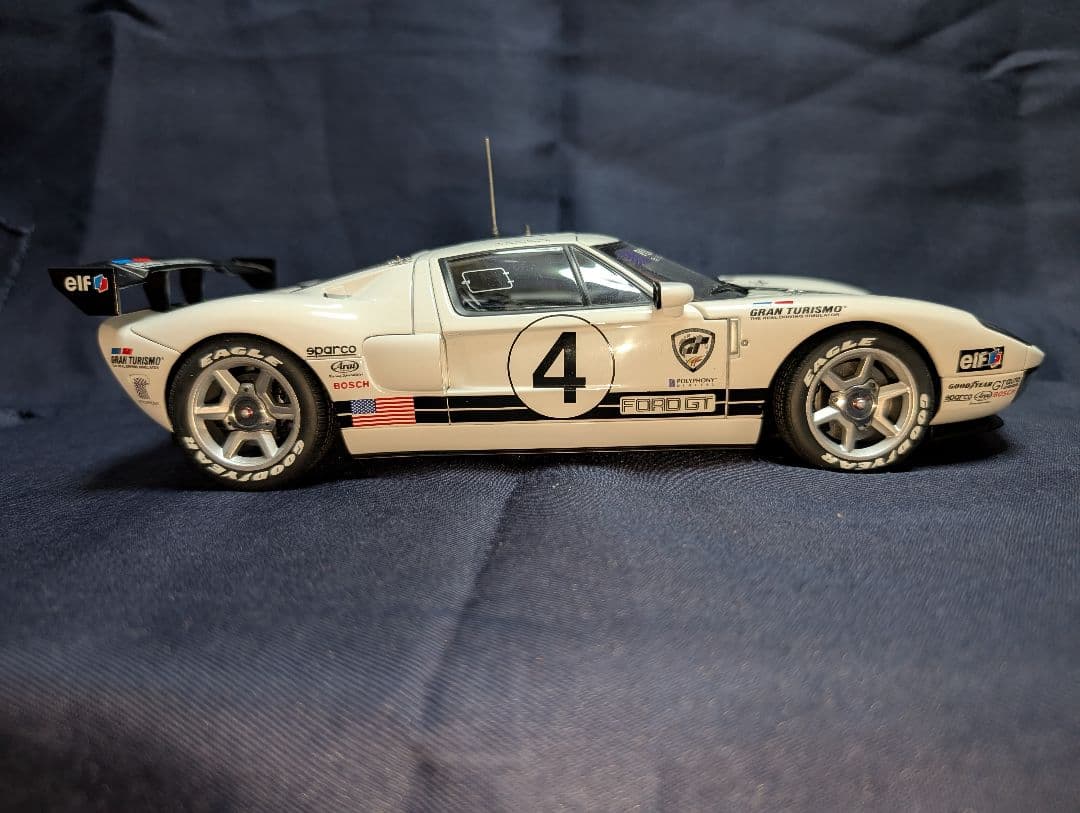 オートアート1/18　フォード GT LM RACE CARSpecⅡ