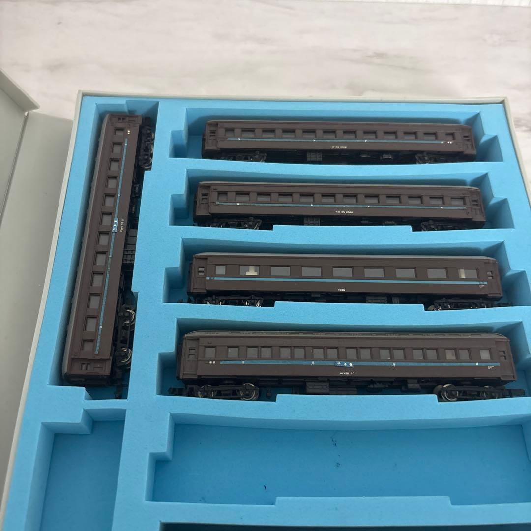 103、8両 Nゲージ 茶色 客車モデル