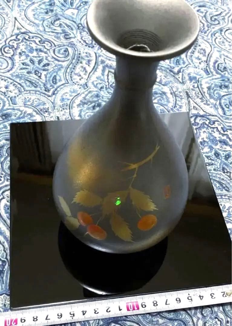 金運爆上げ　風水最高！門外不出品　1点物　漆塗台座付き　特殊朱銅製壺花瓶　月山釜