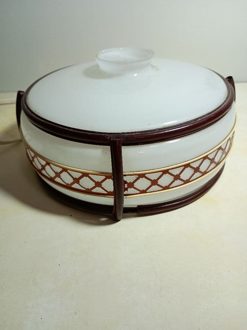 昭和レトロ 乳白色ガラス 電笠 プラスチック飾り