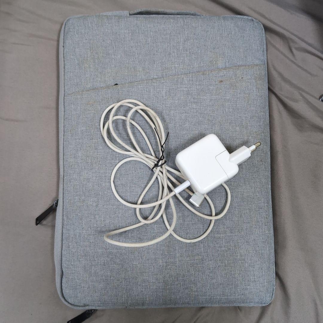 MacBook本体 MacBook Air M2 8/256GB