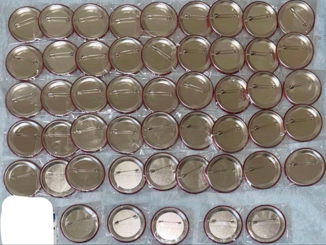 ペルソナ3 真田明彦 楽天コレクション ホログラム缶バッジ まとめ売り