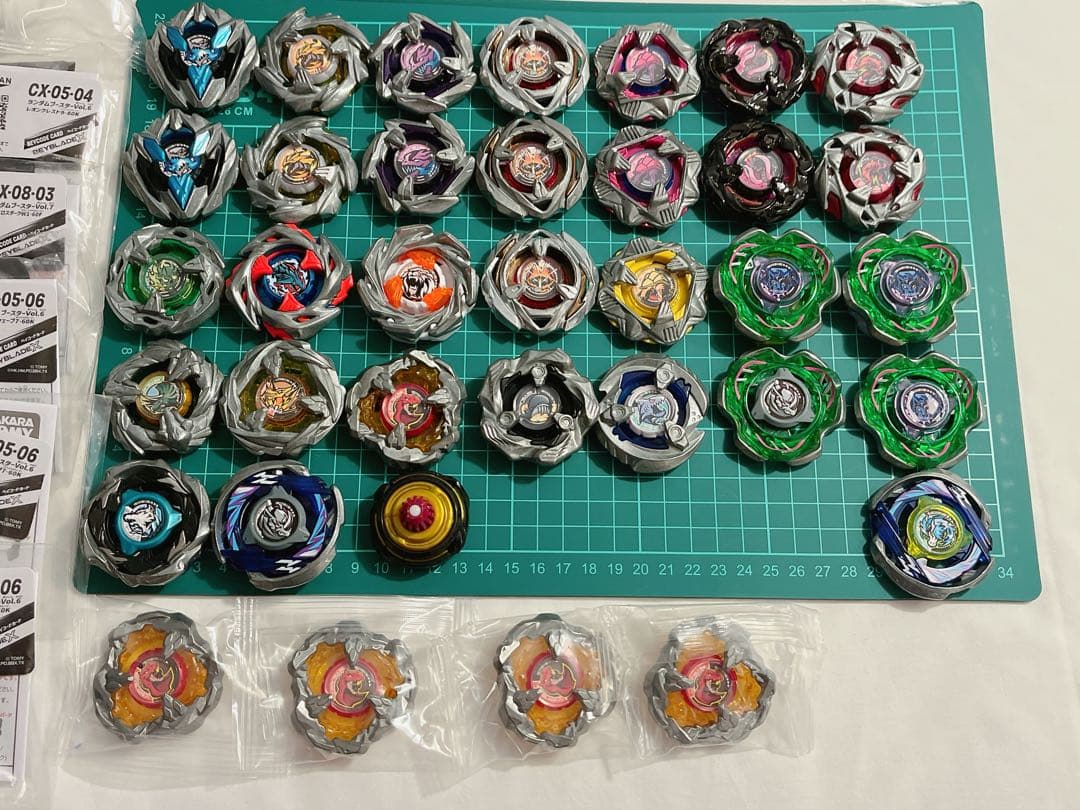 ベイブレードx まとめ売り パーツ100点以上 ブレード ラチェット ビット