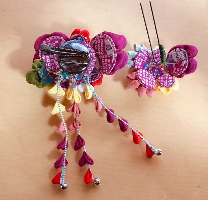 つまみ細工 小花の花束のような髪飾り 七五三  成人式