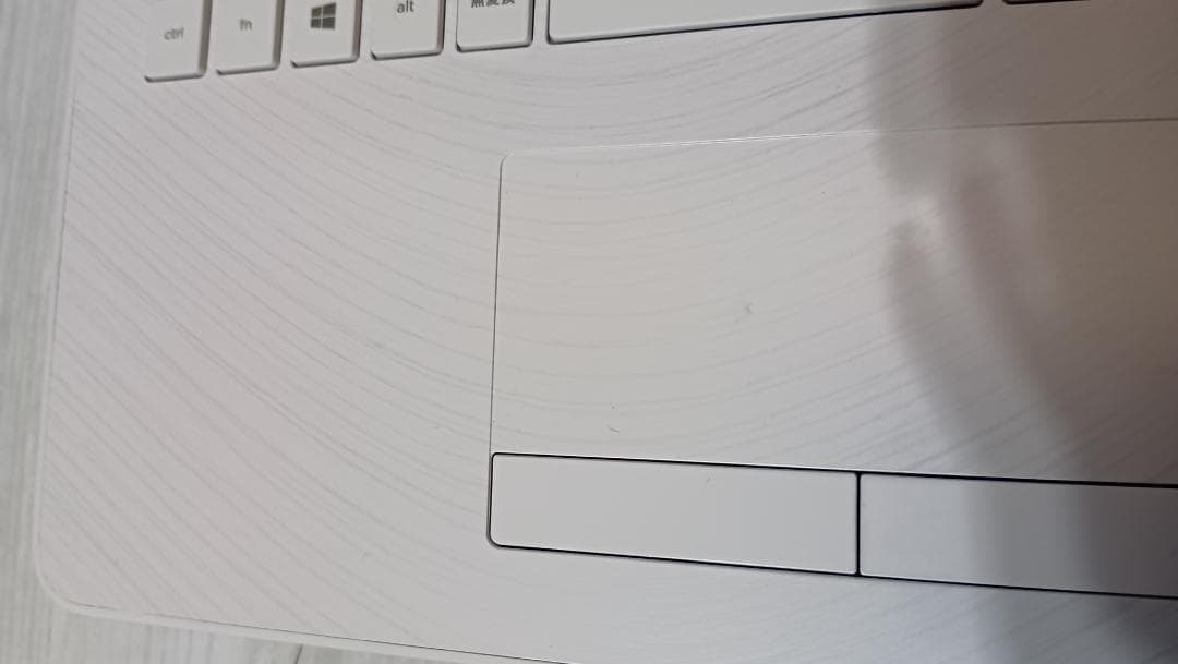 Hp Laptop 15-bs009TU 7世代i5 マーブル調パームレスト
