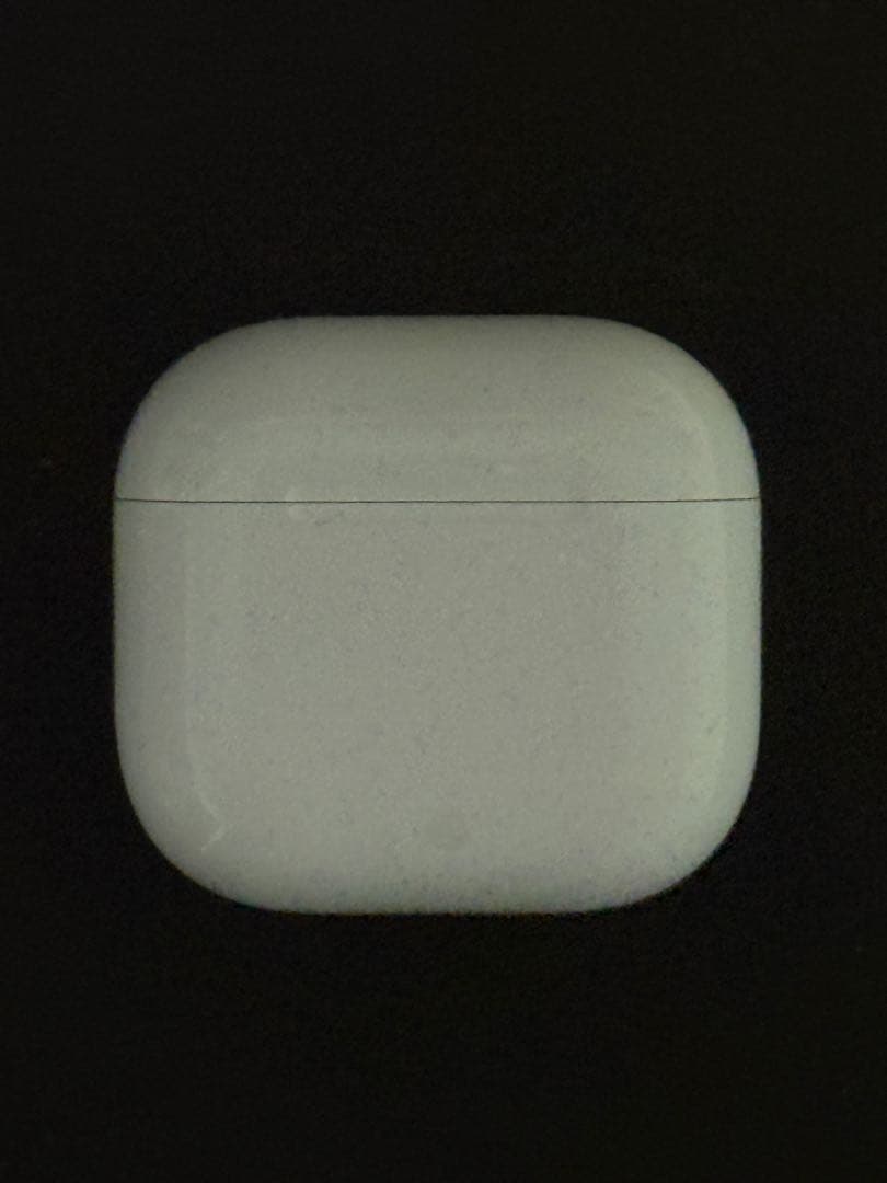 イヤホン AirPods 4