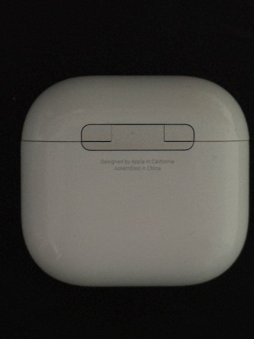 イヤホン AirPods 4