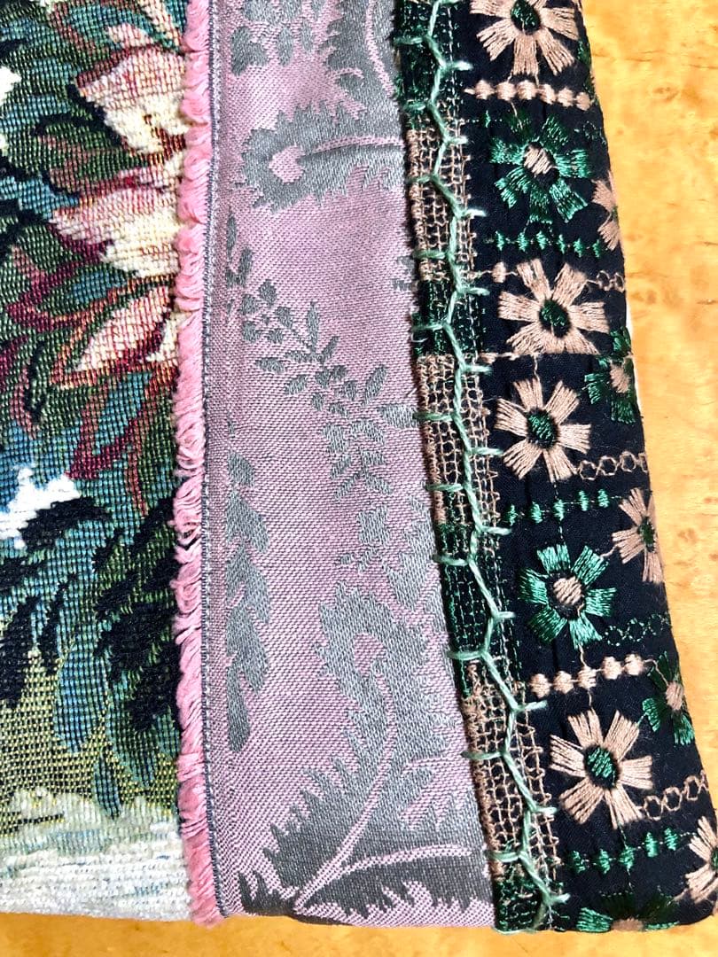 【1点もの】ハンドメイド⭐︎バッグ㉛(パッチワーク+刺繍)