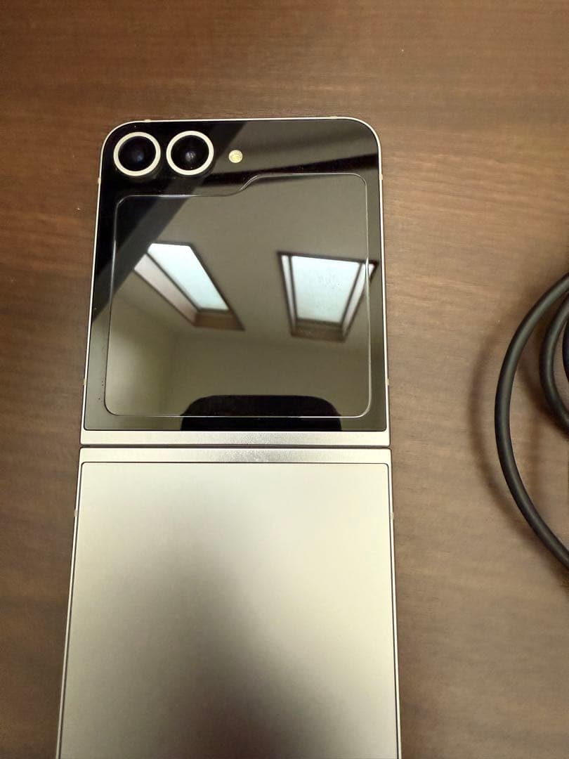 Samsung Galaxy Z Flip6 512gb simフリー美品