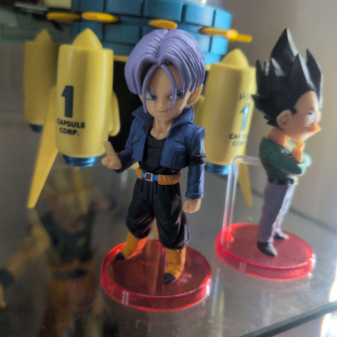 ドラゴンボール フィギュア タイムマシン メガ ワーコレ トランクス ベジータ