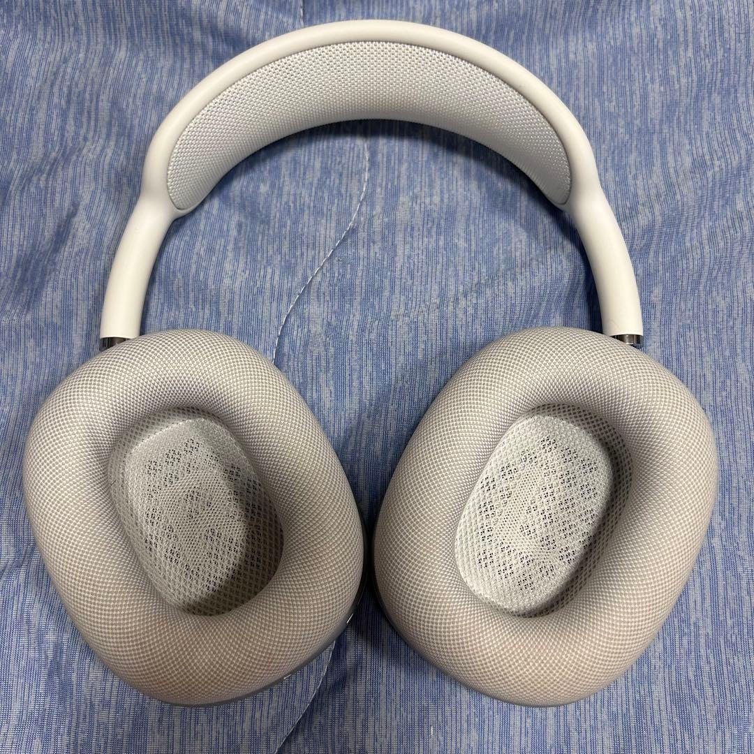 ヘッドホン Airpods Max(Lightning)