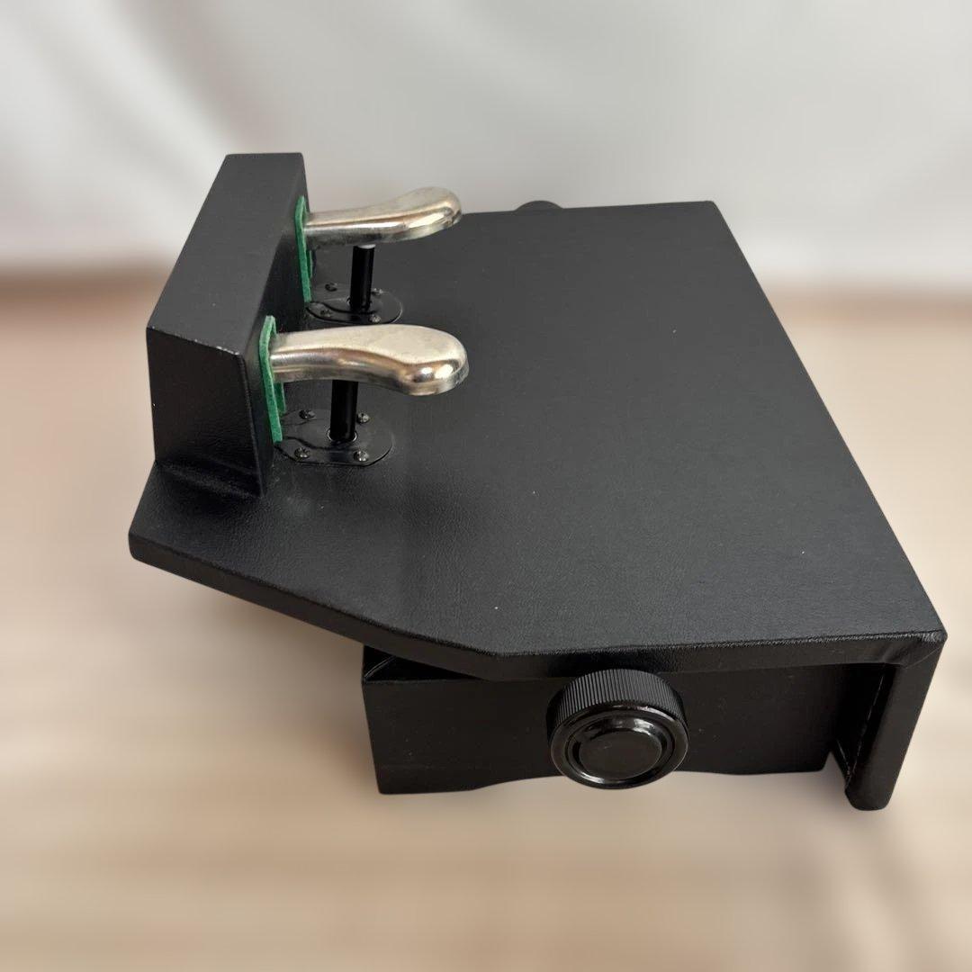 ピアノ　補助台