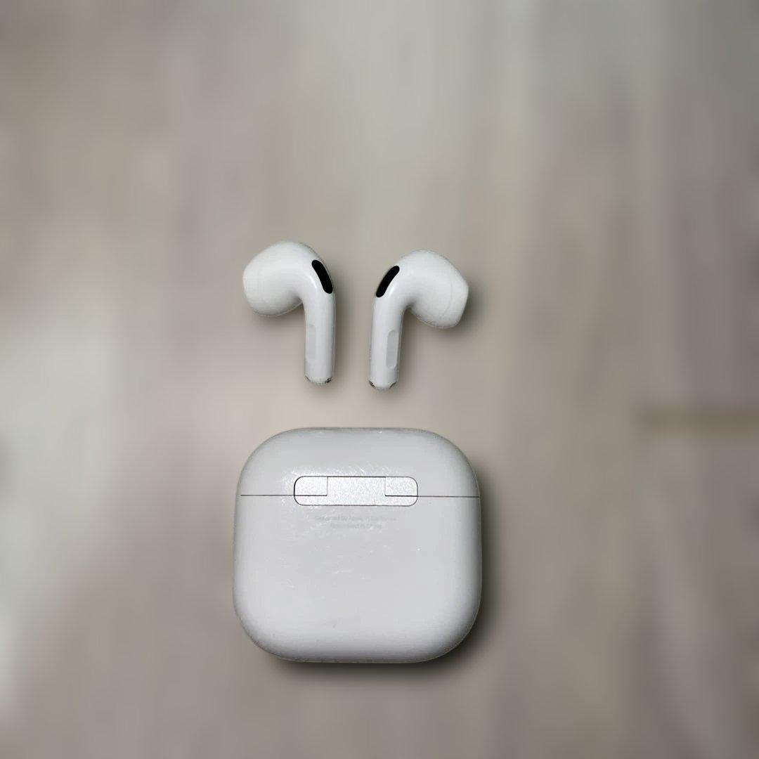 Apple AirPods 4 本体 美品