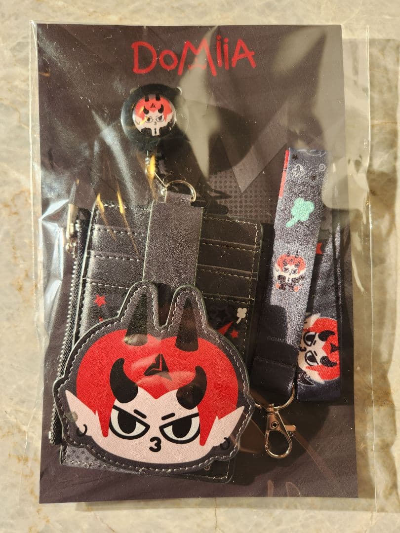 【 PerthSanta 】DOMIIA GMMTV 公式グッズ 2点SET