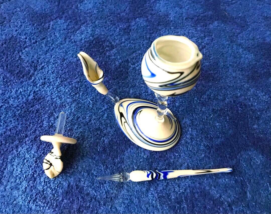 ベネチアガラス壺とペン(メルカリ専用)