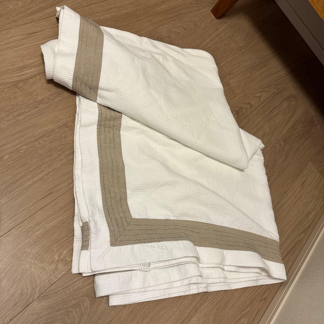 ZARA  ベッドカバー 230x250cm