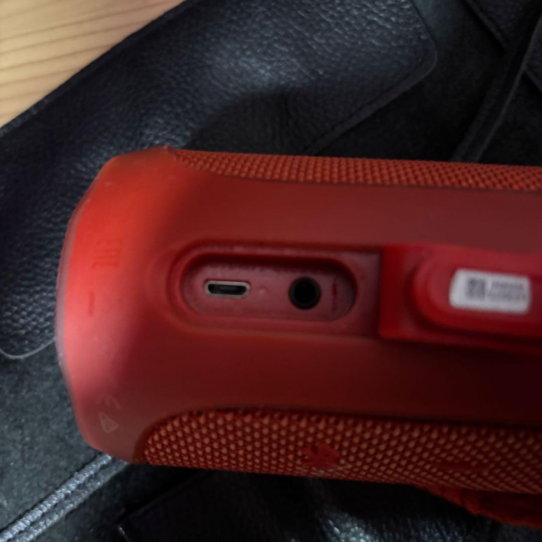 JBL FLIP4 音質は問題なし、1ヶ月前に購入